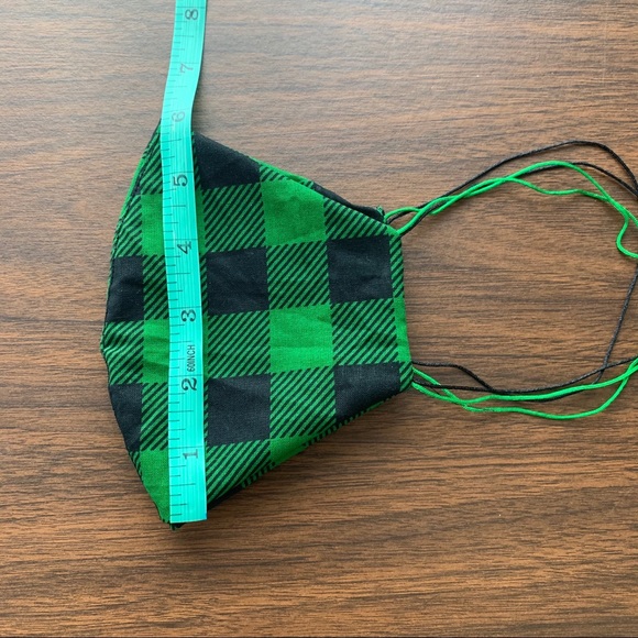 Green Plaid Face Mask - Picture 4 of 4